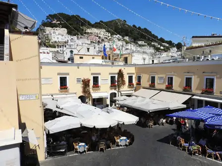 Piazza Umberto I